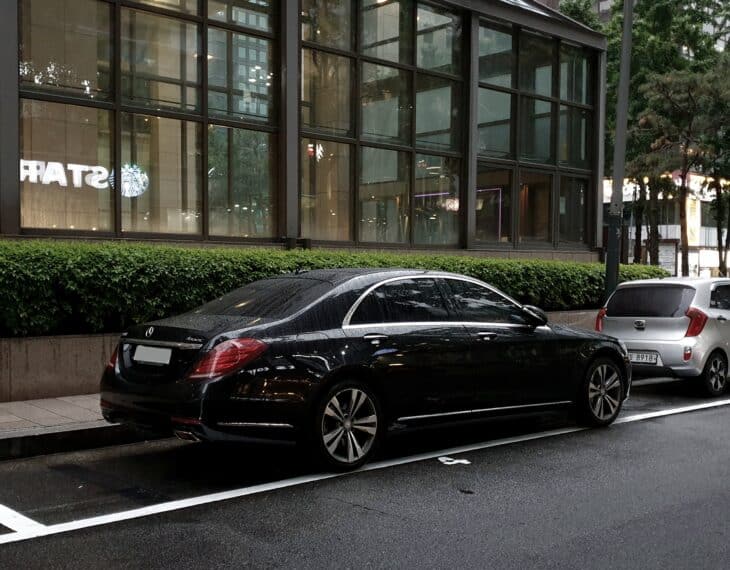 Bulletproof Mercedes-Benz S600 Black Sedan