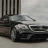 Armored Mercedes S 560 by Armormax Front Side Building