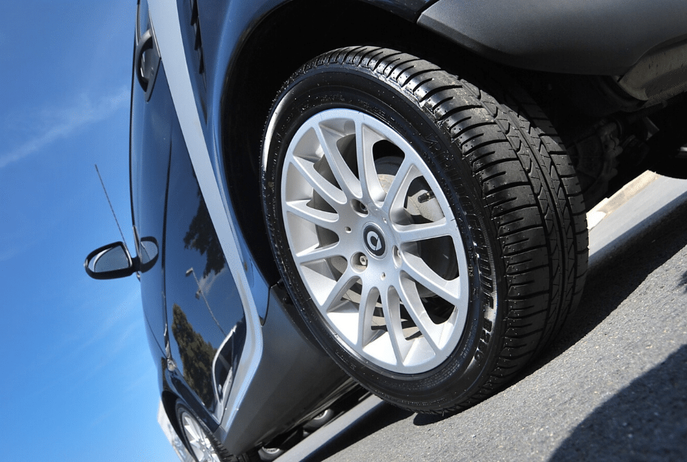 Run Flat Tires - Are They Right For You? - Armormax