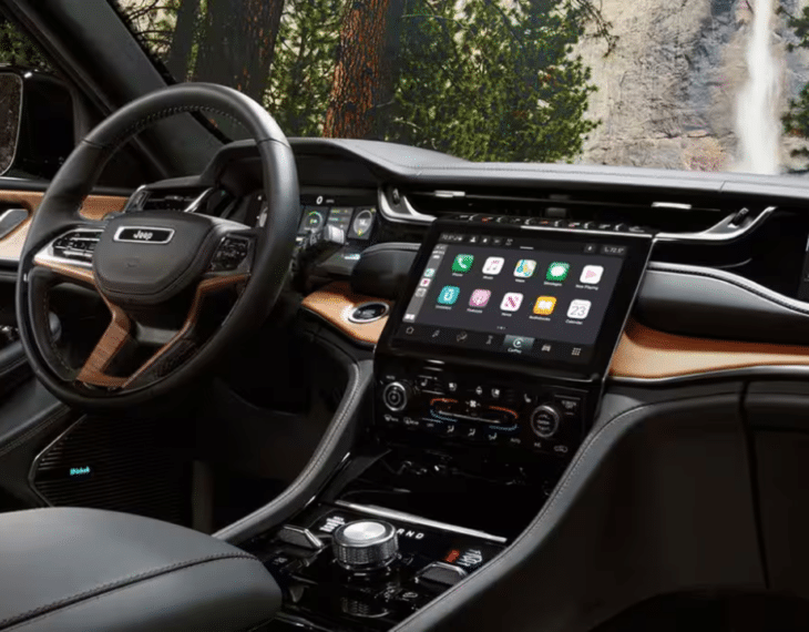 2025 Armored Jeep Grabnd Cherokee by Armormax®