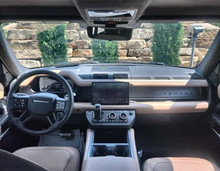2025-armored-land-rover-defender-110-bulletproof-suv-front-grill
