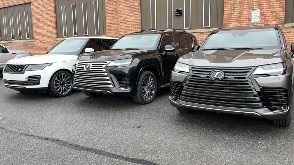 Multiple Armoured Vehicles from Armormax